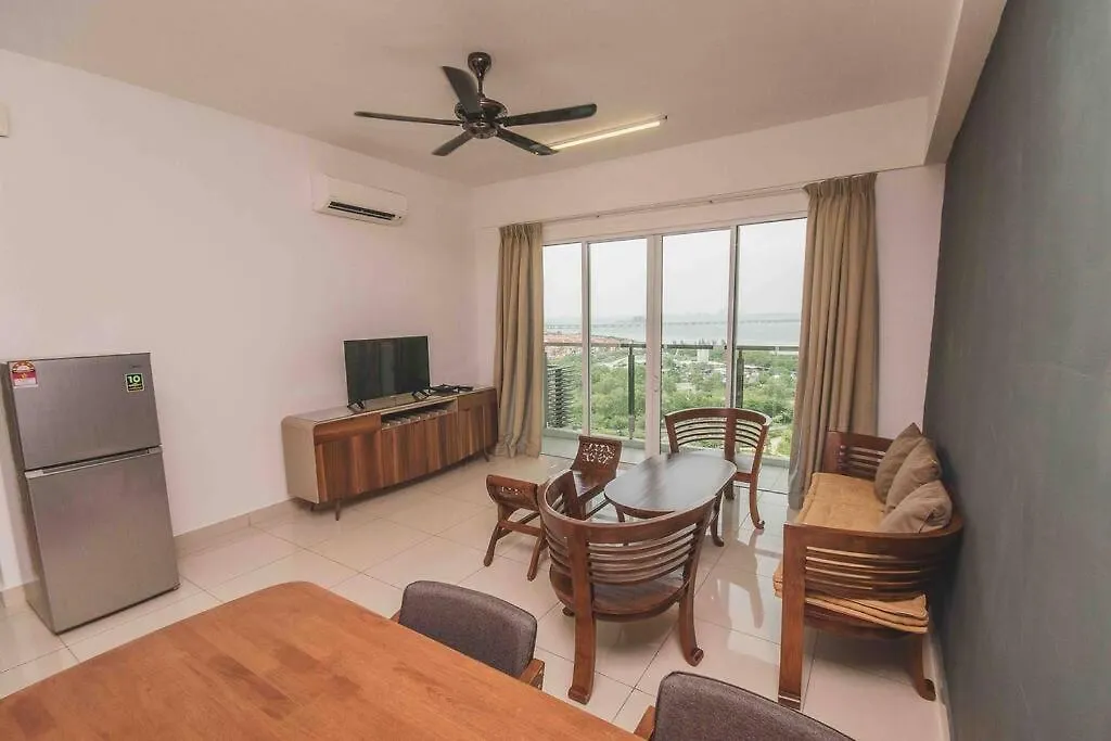 3 Bedroom Condo With Pool Near Queensbay Mall Bayan Lepas