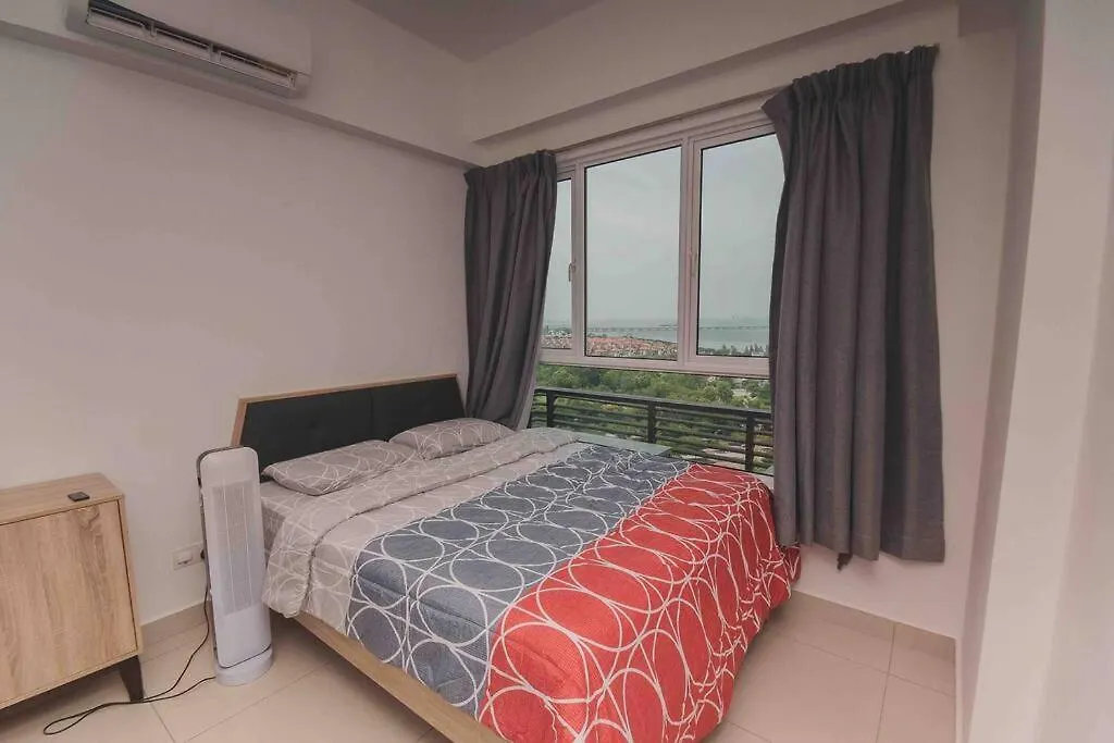 Apartment 3 Bedroom Condo With Pool Near Queensbay Mall Bayan Lepas